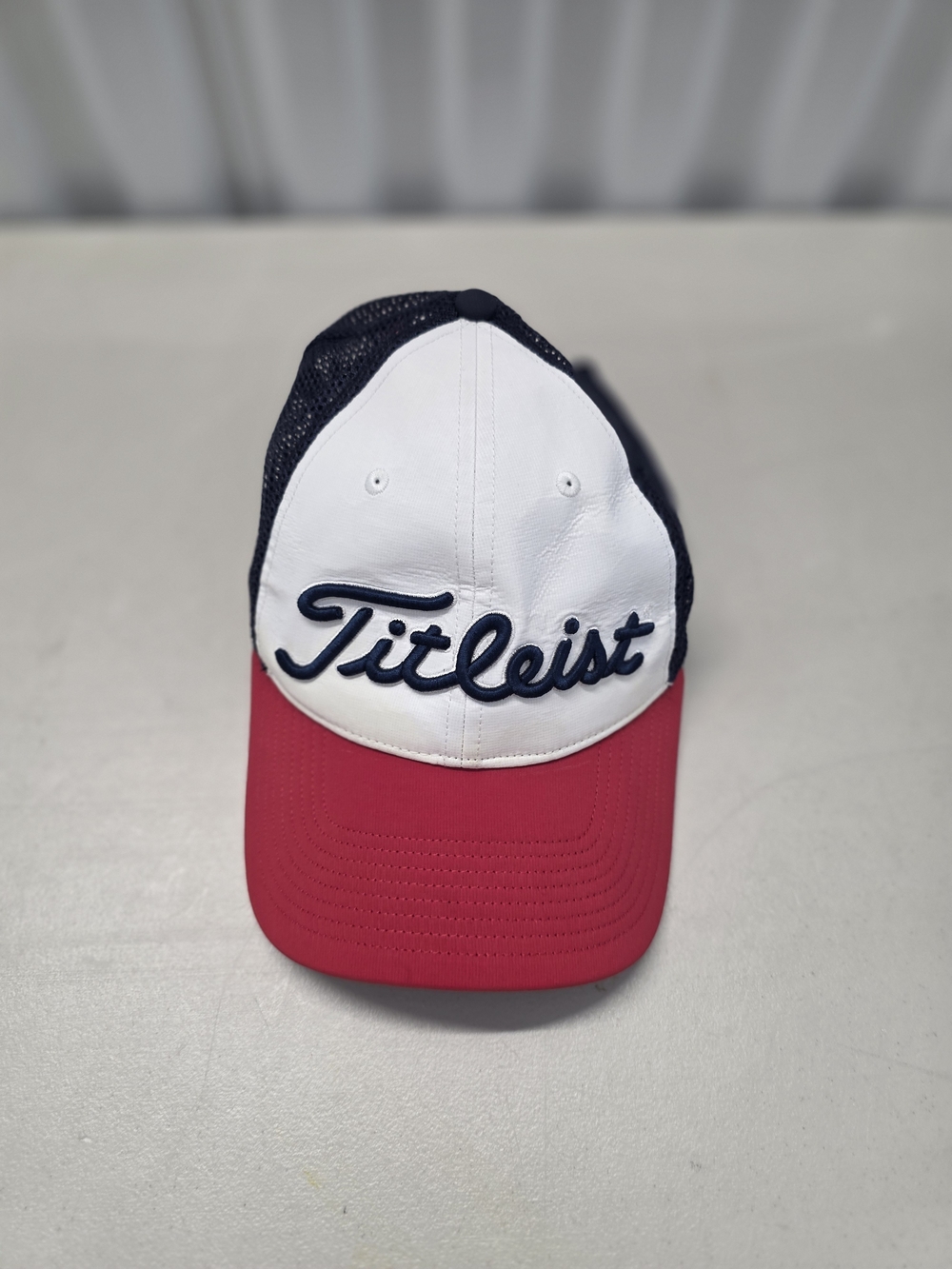 Titleist Trucker Hat Red Black White Mesh Strapback Golf Golfing Outdoor